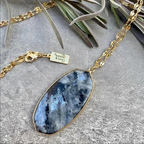 Spectrolite Boho Necklace - Picture 2 of 8